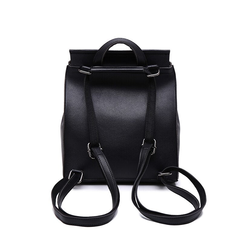 Gracefully Styled Bag for Any Occasion