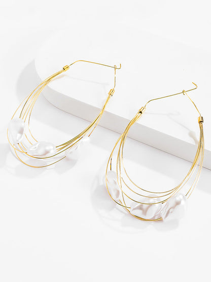 Effortlessly Elegant Garment with a Timeless Design