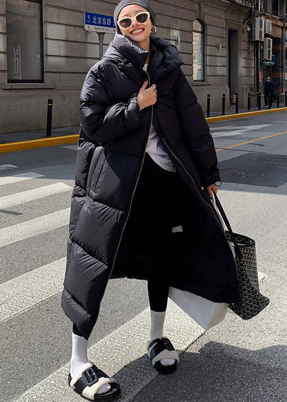 Well Tailored Coat with a Graceful Silhouette