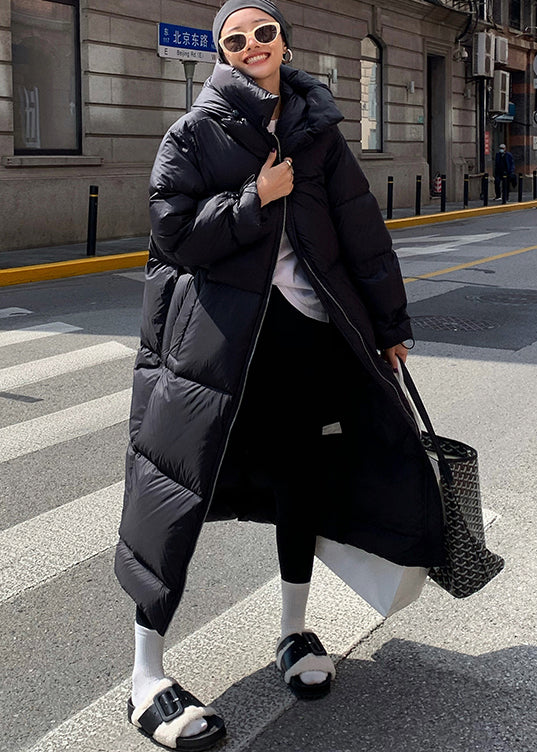 Well Tailored Coat with a Graceful Silhouette