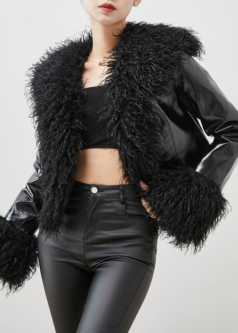 Classic Vintage & Enduringly Stylish Coat