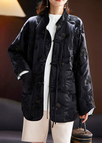 Beautifully Finished Coat in a Timeless Design