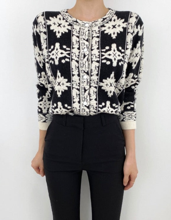 Classic Vintage & Enduringly Stylish Cardigan