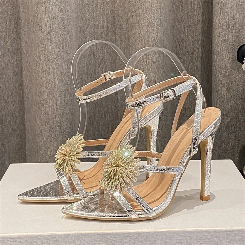 Beautifully Finished Heels in a Timeless Design