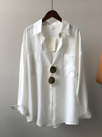 Well Tailored Blouse with a Graceful Silhouette