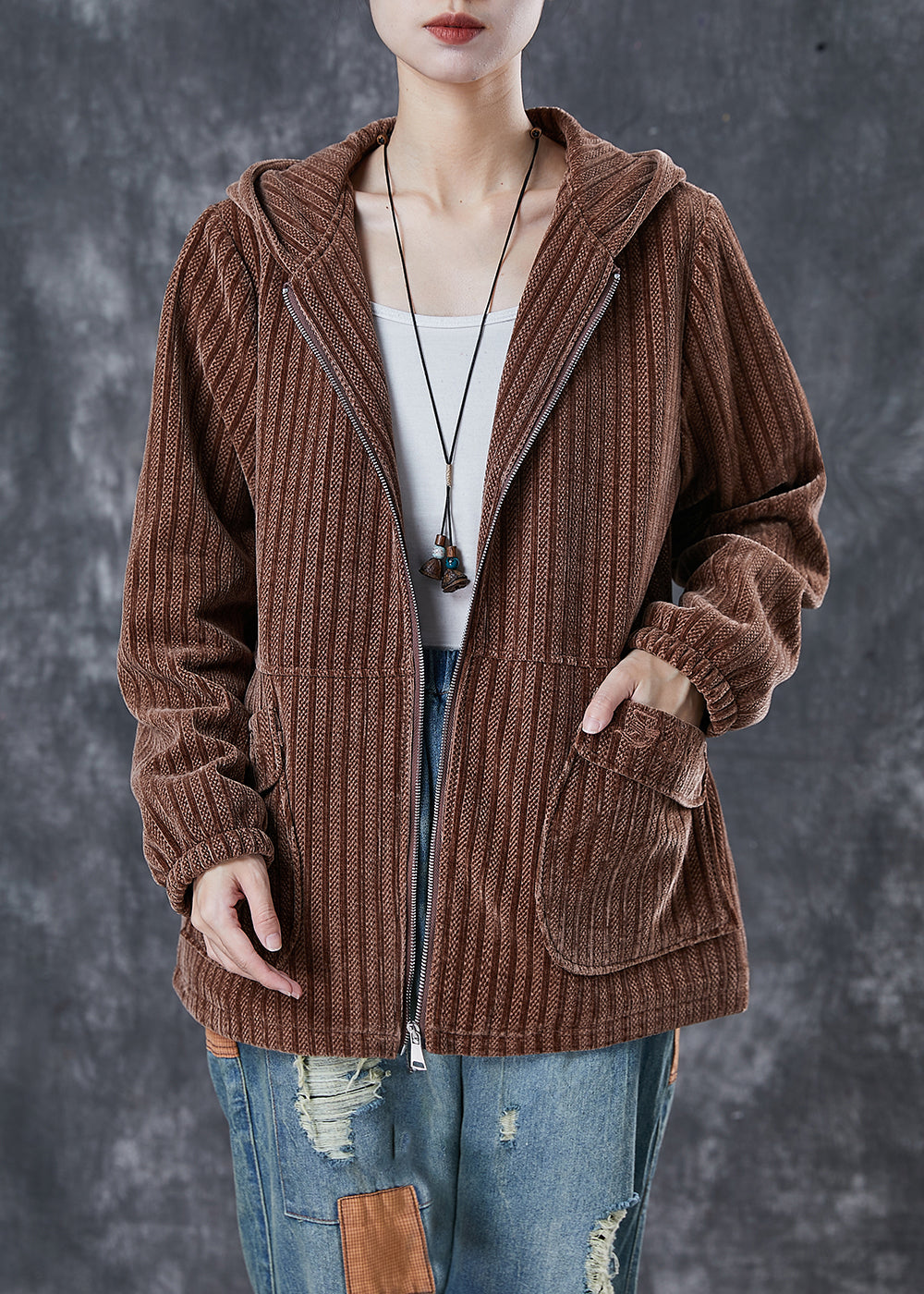 Effortlessly Elegant Coat with a Timeless Design