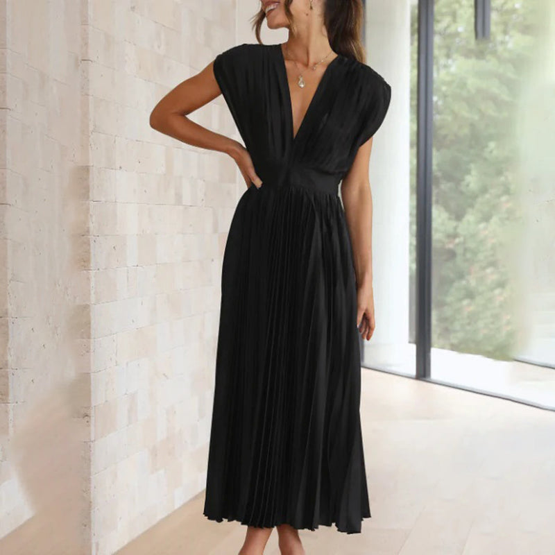 Polished Dress with an Effortless Classic Look
