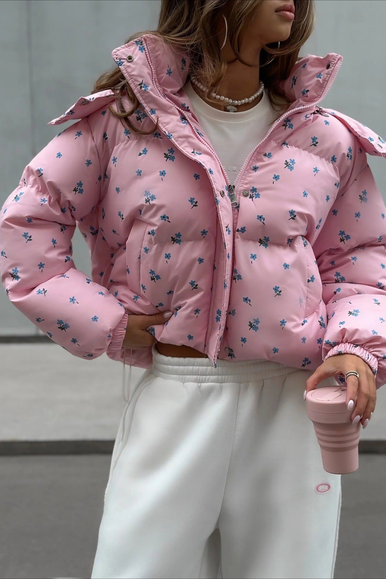 Effortlessly Elegant Jacket with a Timeless Design