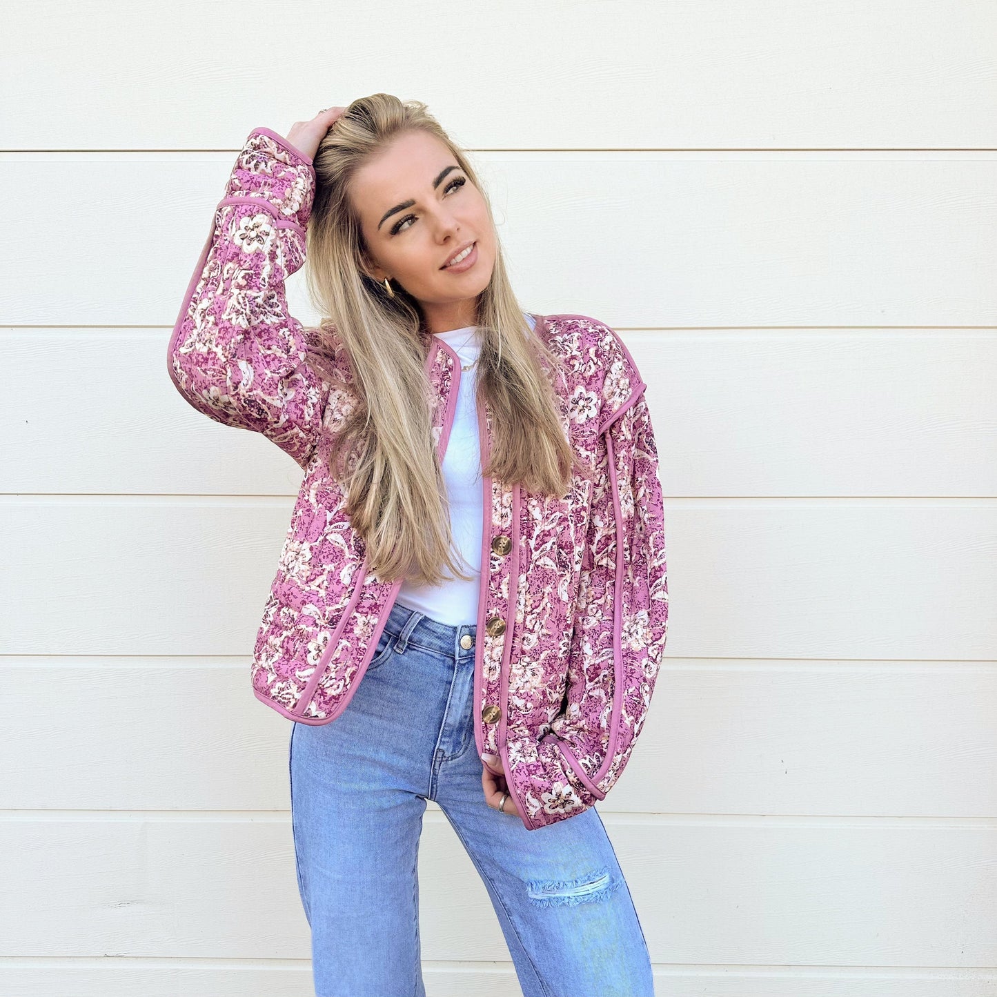 Elegantly Styled Jacket for Everyday Wear