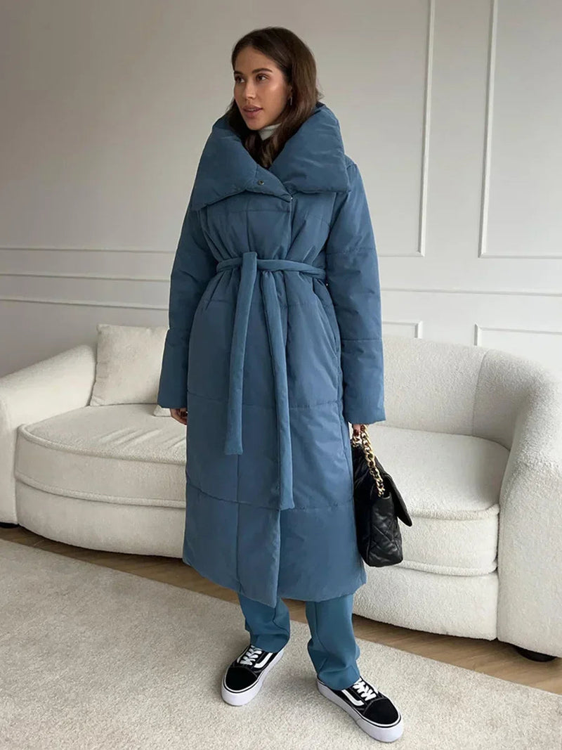 Elegantly Styled Coat for Everyday Wear