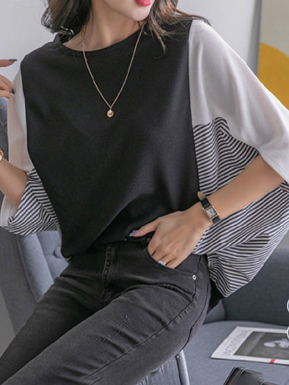 Effortlessly Elegant T-Shirt with a Timeless Design