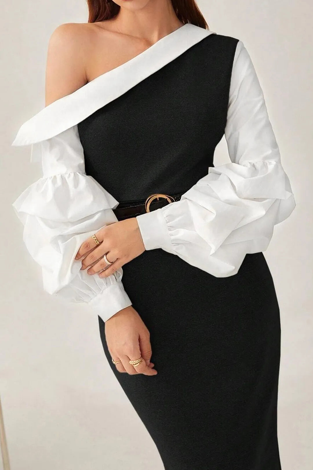 Sophisticated Dress with a Clean Classic Look