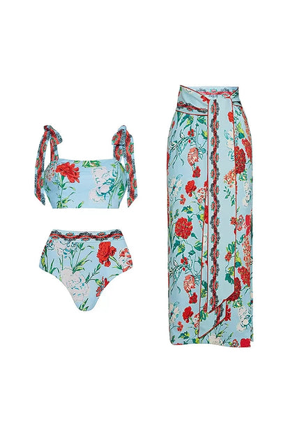 Effortlessly Elegant Bikini with a Timeless Design