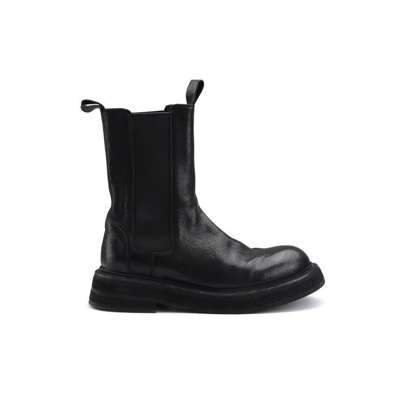 Polished Boots with an Effortless Classic Look
