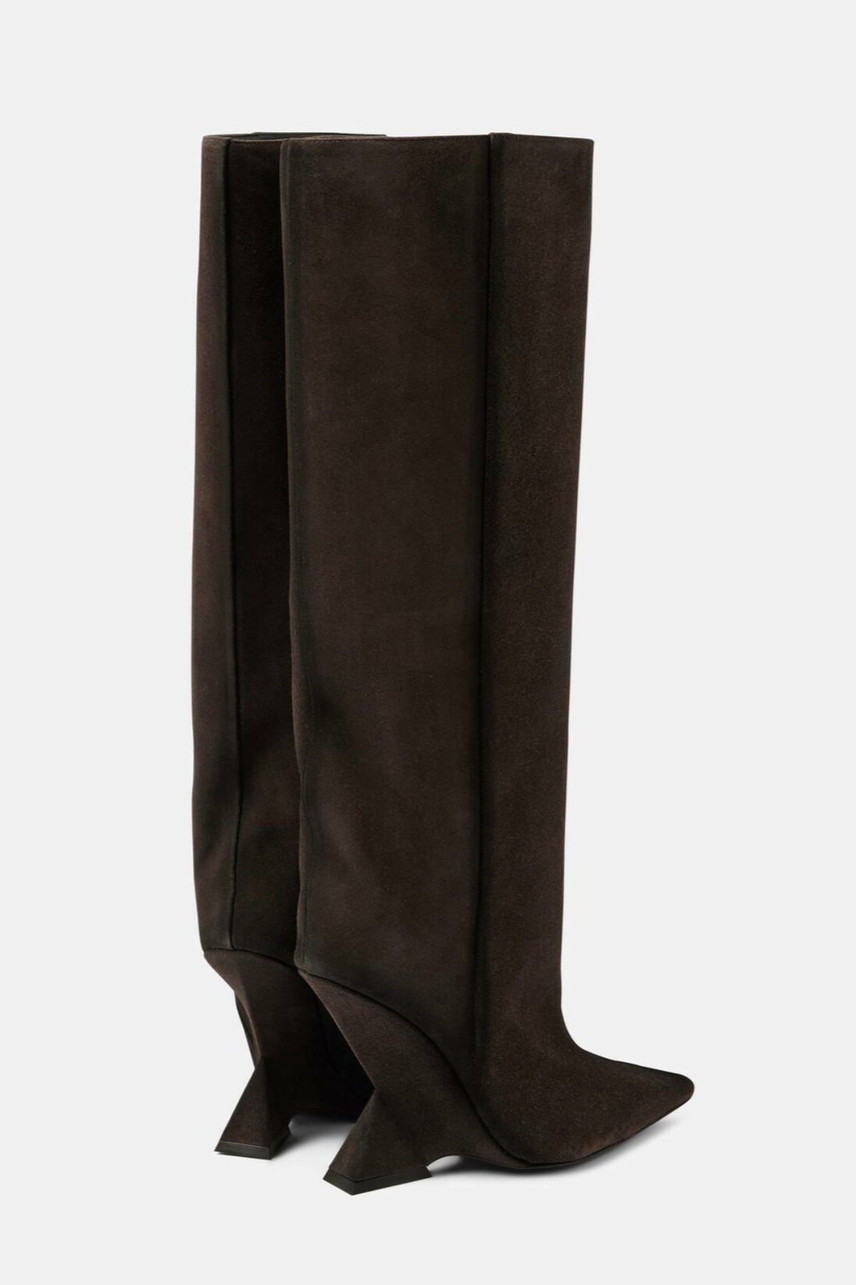 Elegantly Styled Boots for Everyday Wear