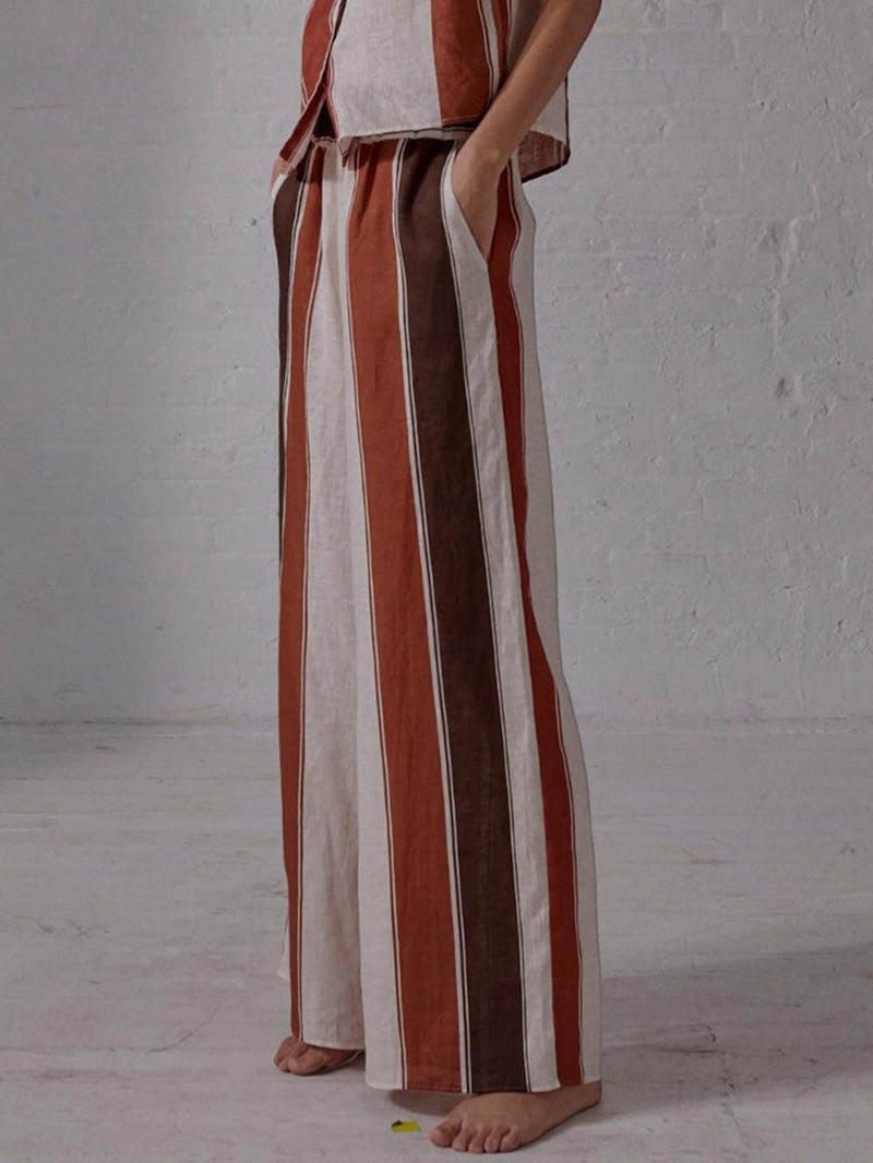 Well Tailored Pants with a Graceful Silhouette