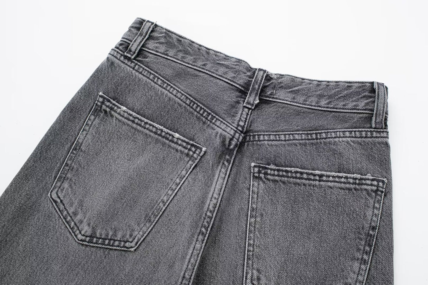 Elegantly Styled Pants for Everyday Wear