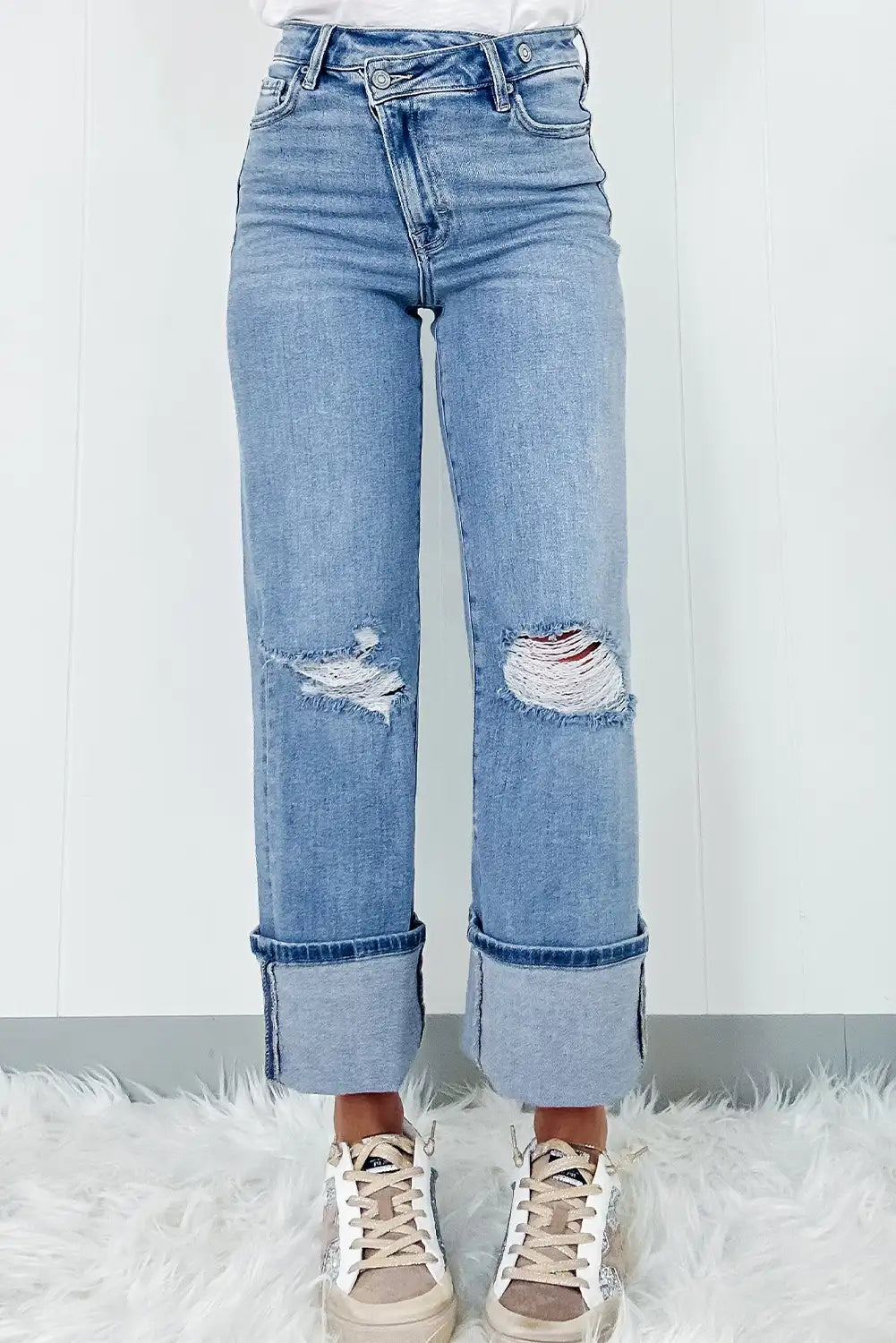 Sophisticated Garment with a Clean Classic Look