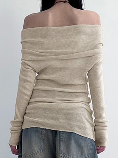 Effortlessly Elegant Garment with a Timeless Design