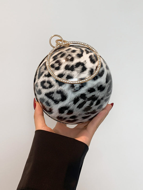 Beautifully Crafted Bag in a Classic Style