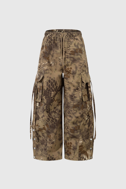Well Tailored Pants with a Graceful Silhouette