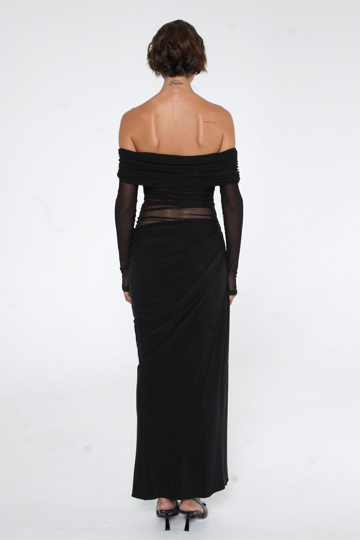 Sophisticated Dress with a Clean Classic Look