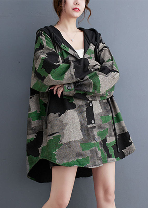 Well Tailored Coat with a Graceful Silhouette