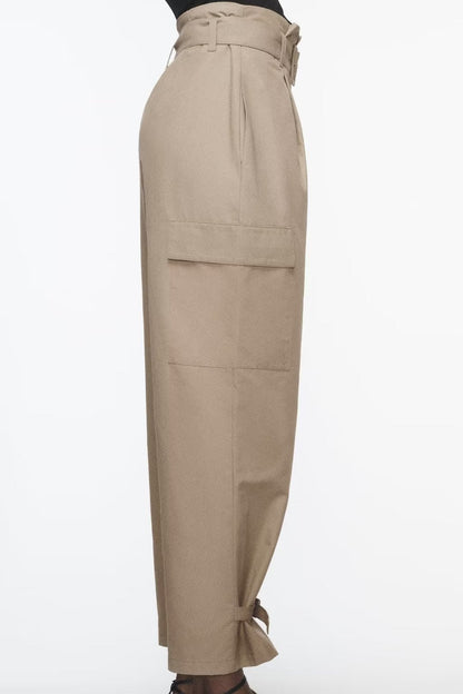 Polished Trousers with an Effortless Classic Look