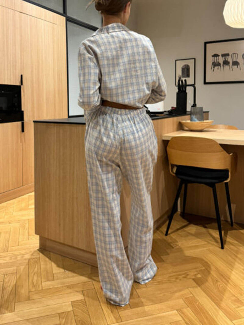 Classic Vintage Garment with a Flattering Fit