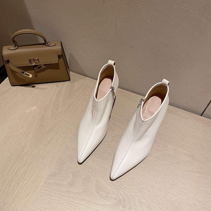Elegantly Styled Boots for Everyday Wear
