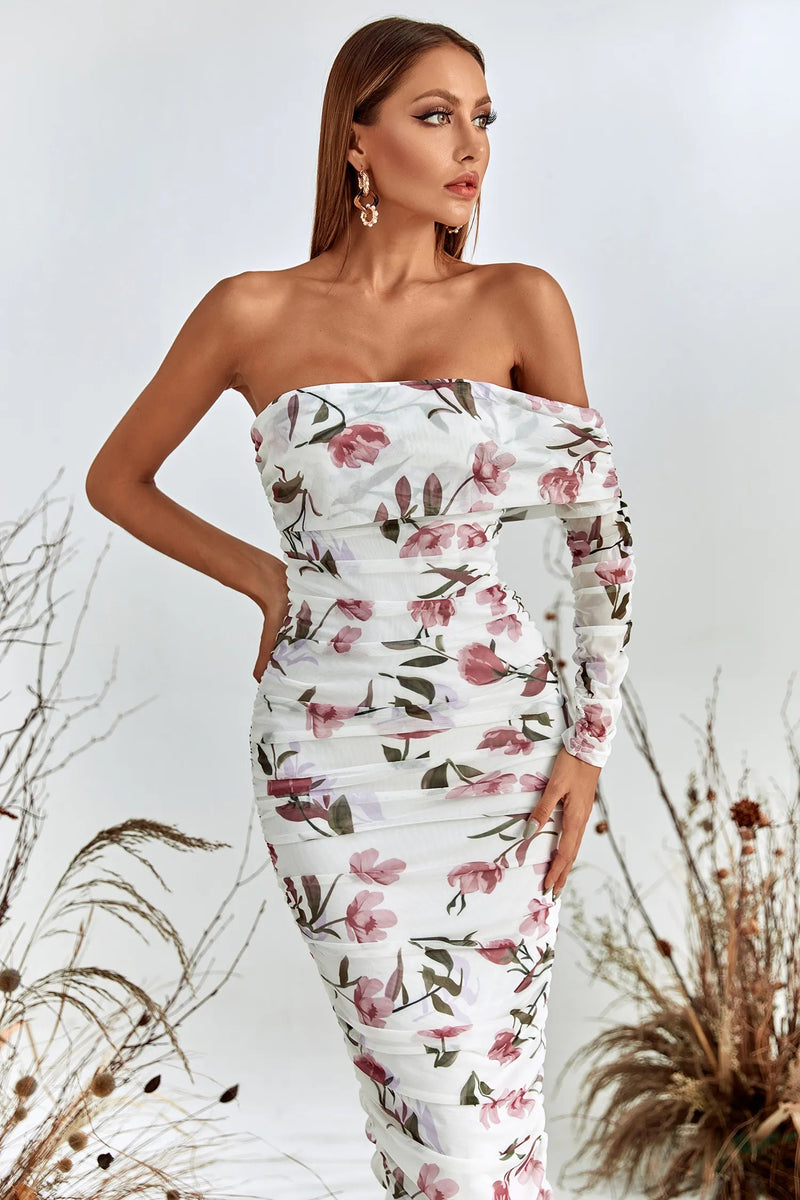 Beautifully Crafted Dress in a Classic Style