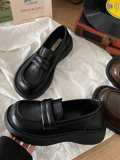 A Vintage Style Shoes with Delicate Timeless Details