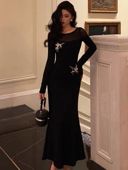 Effortlessly Elegant Dress with a Timeless Design