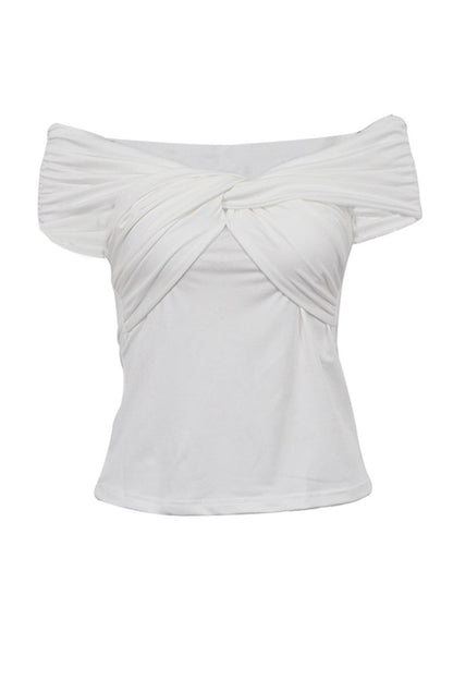 Beautifully Finished Top in a Timeless Design