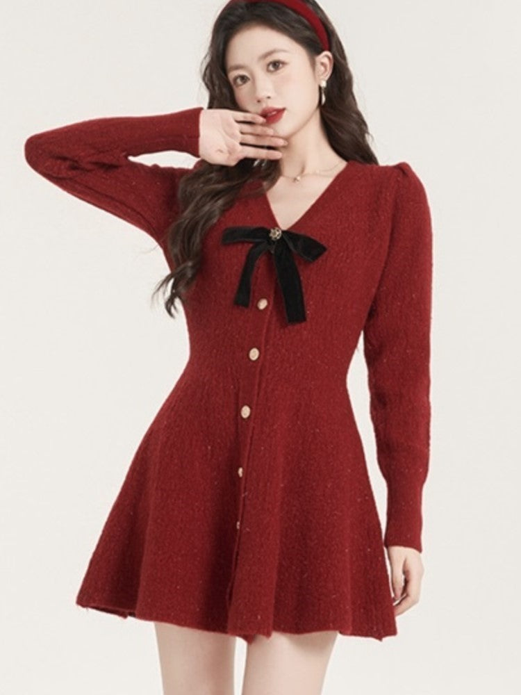 Effortlessly Elegant Dress with a Timeless Design