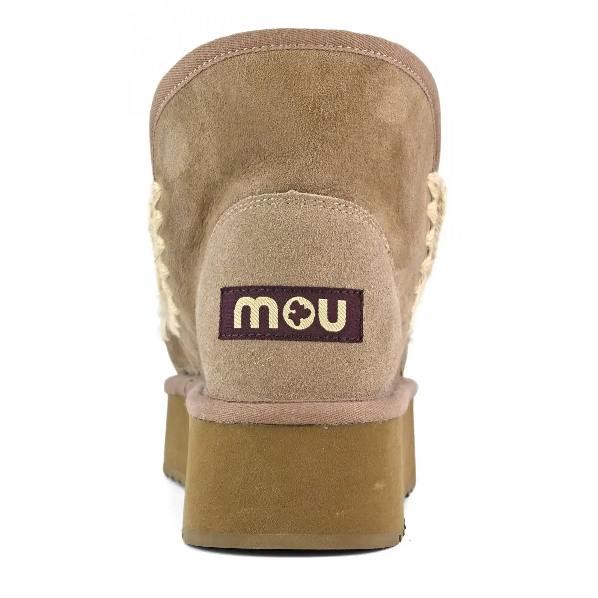 Polished Boots with an Effortless Classic Look