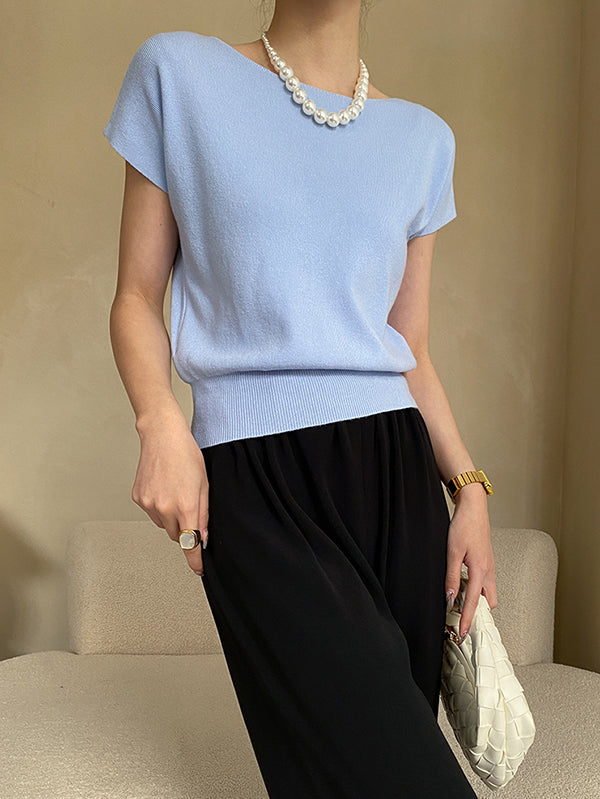 A Vintage Style Pullover with Delicate Timeless Details
