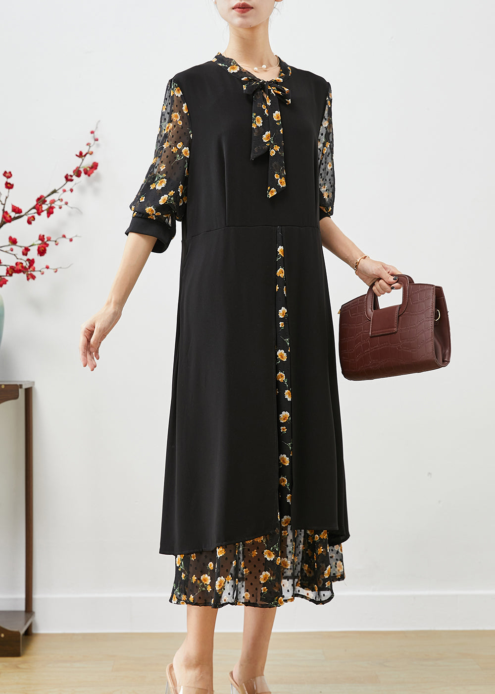 Classic Vintage Dress with a Flattering Fit