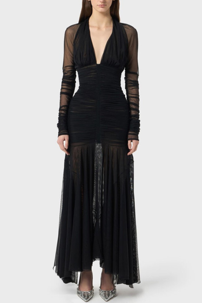 Sophisticated Dress with a Clean Classic Look