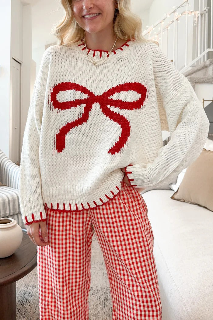 Effortlessly Elegant Sweater with a Timeless Design