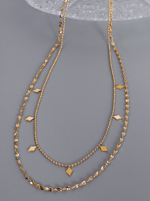 Effortlessly Elegant Garment with a Timeless Design