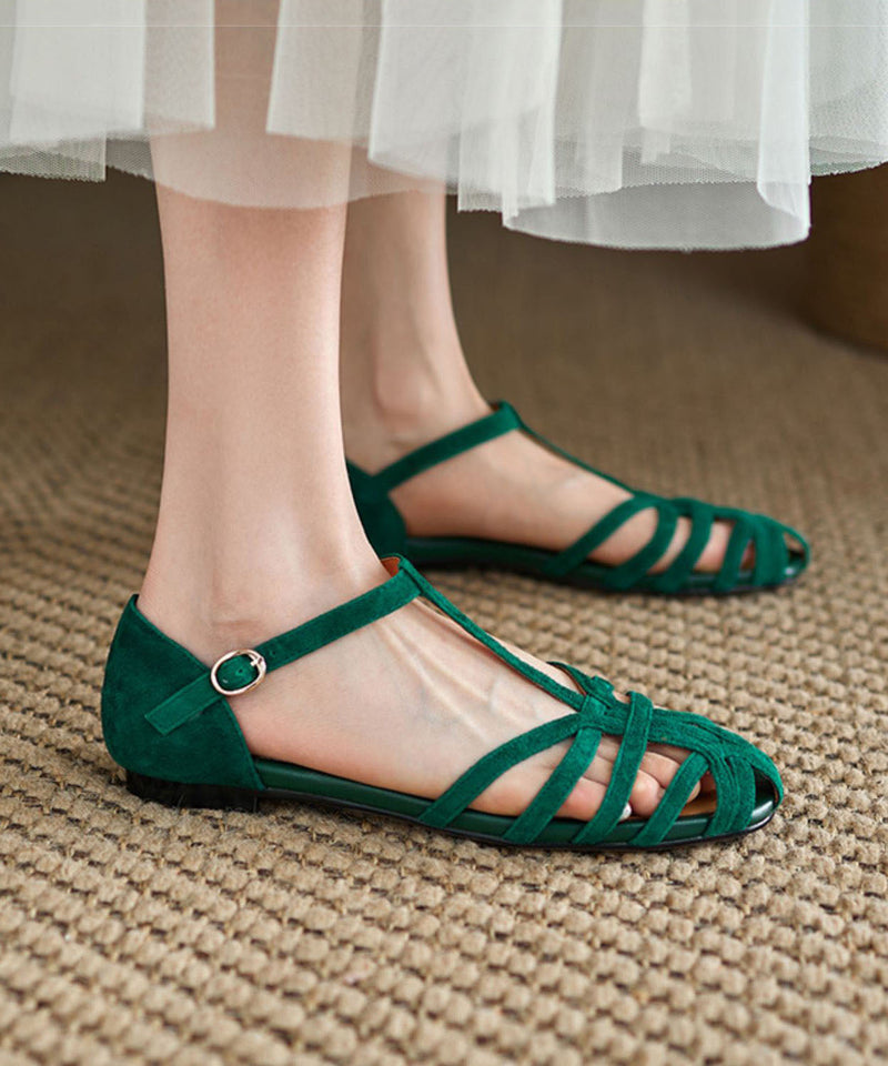 Classic Vintage Sandals with a Flattering Fit