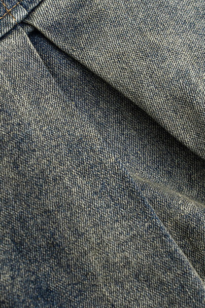 Well Tailored Garment with a Graceful Silhouette