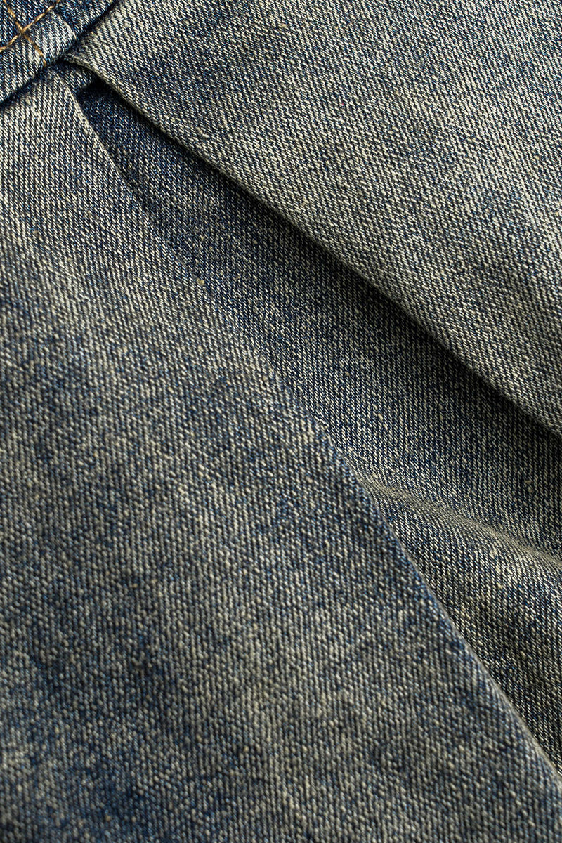 Well Tailored Garment with a Graceful Silhouette