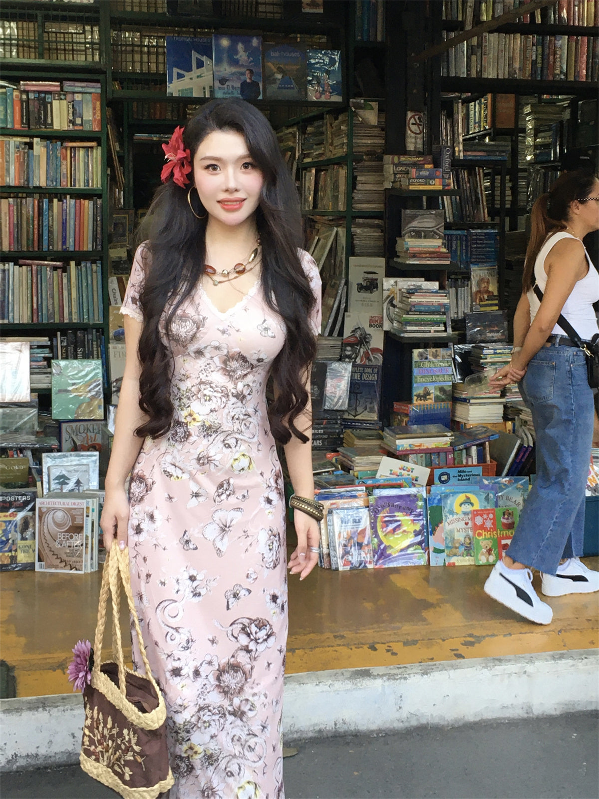 Classic Vintage & Enduringly Stylish Dress