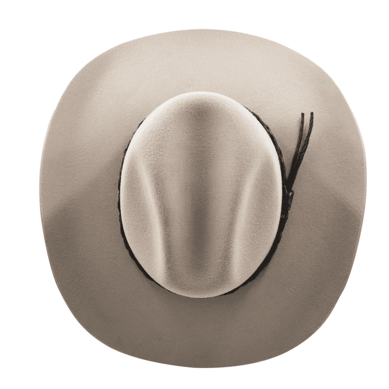 Polished Garment with an Effortless Classic Look