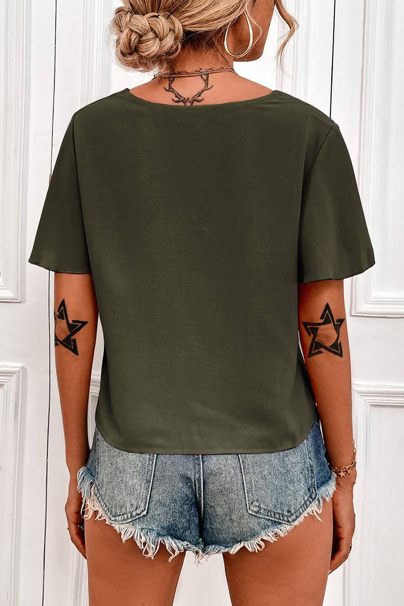 Beautifully Balanced Top with Timeless Character