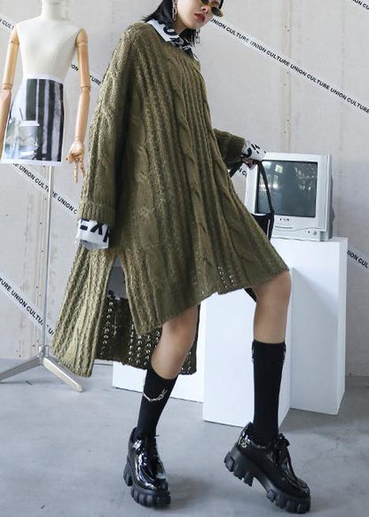 Beautifully Finished Sweater in a Timeless Design