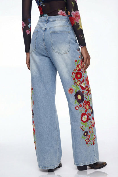 Well Tailored Garment with a Graceful Silhouette
