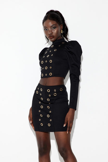 Gracefully Styled Garment for Any Occasion